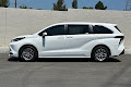 2022 Toyota Sienna LE