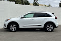 2022 Kia Niro LXS