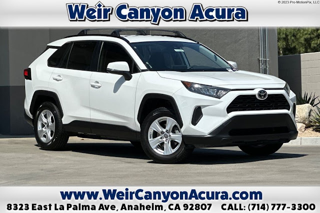 2020 Toyota RAV4 LE